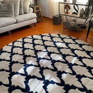 Meet your Posher, Sandy